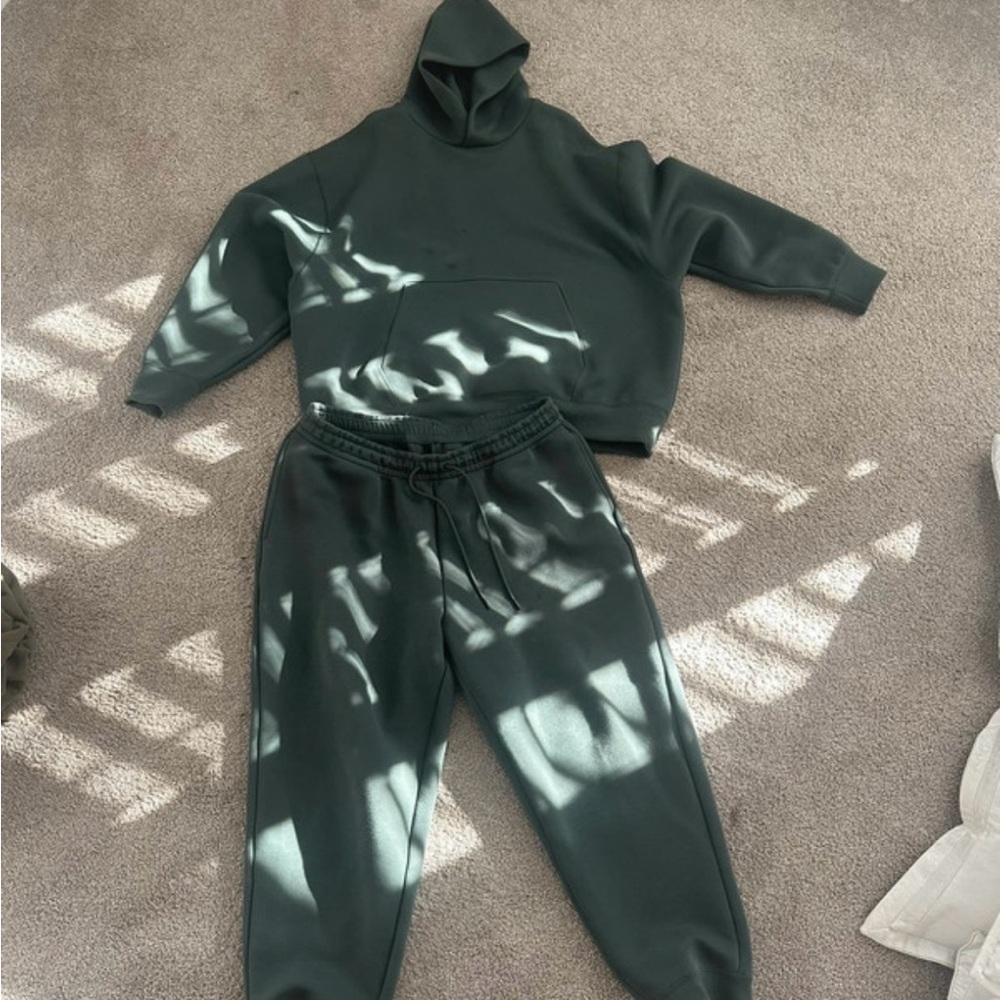 Nike Dark Green Hoodie and Sweatpants Set